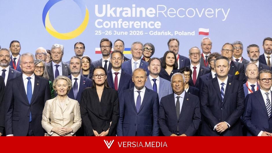 Ukraine, Poland smooth over WW2 dispute at Gdansk aid forum